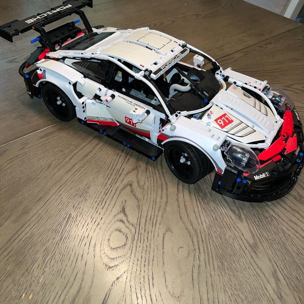 Porsche 911 rsr